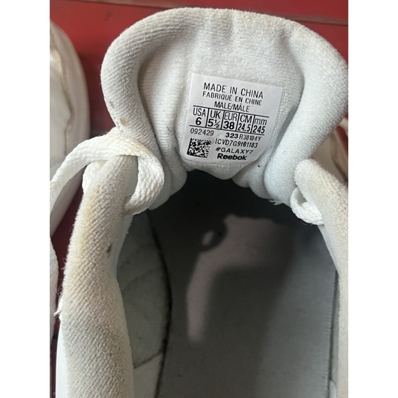 Reebok Classic Galaxy 7 Run Sneakers Mens sz.6 White Leather Comfort Retro Shoes - Picture 5 of 5